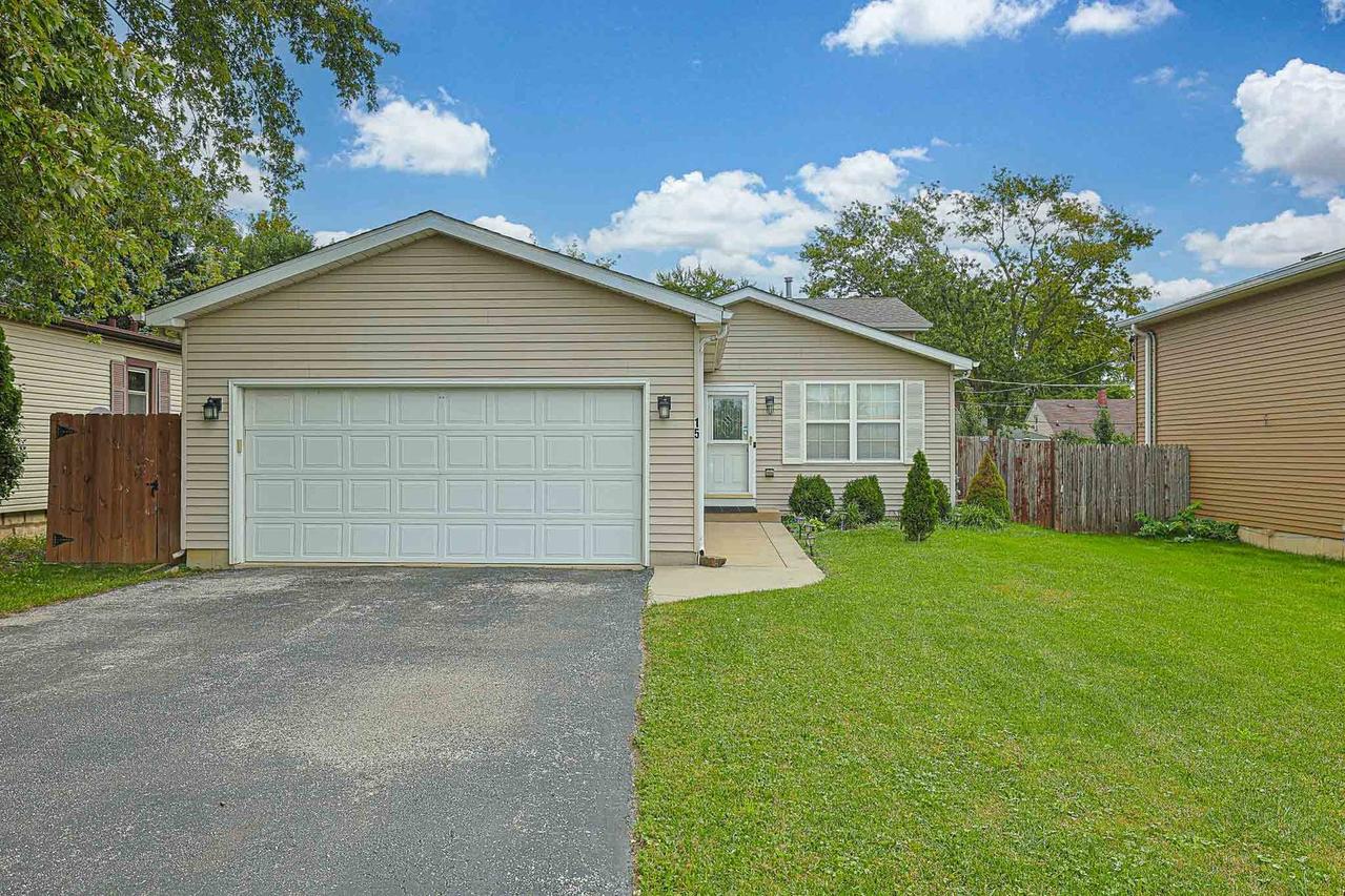 15 N Frolic Ave., Waukegan, IL 60085