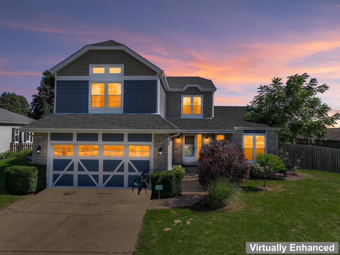 5004 Glenbrook Tr., Mchenry, IL 60050