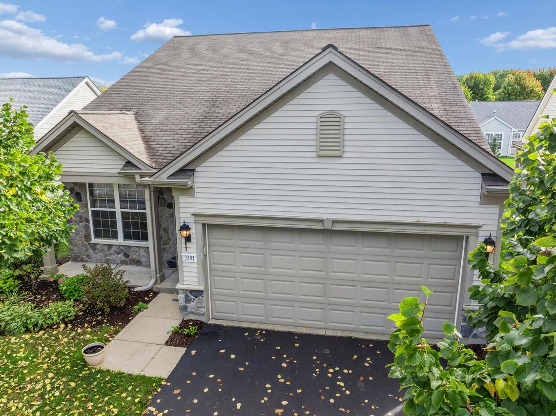 2491 Sandlewood Cir., Elgin, IL 60124
