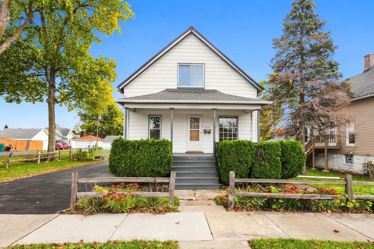 1118 Clement St., Joliet, IL 60435
