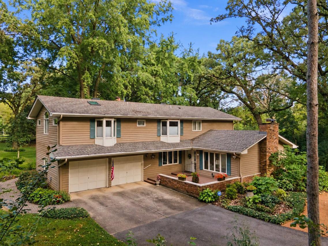 2N962 Grand Monde Dr., Elburn, IL 60119