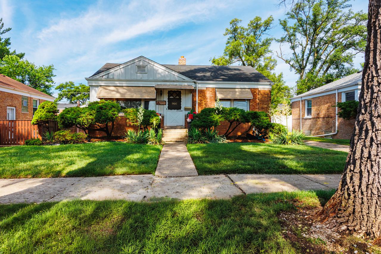 1542 Gardner Rd., Westchester, IL 60154