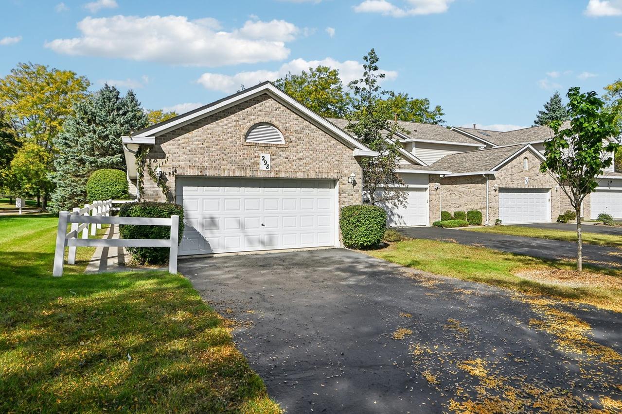 298 Haber Rd., Cary, IL 60013