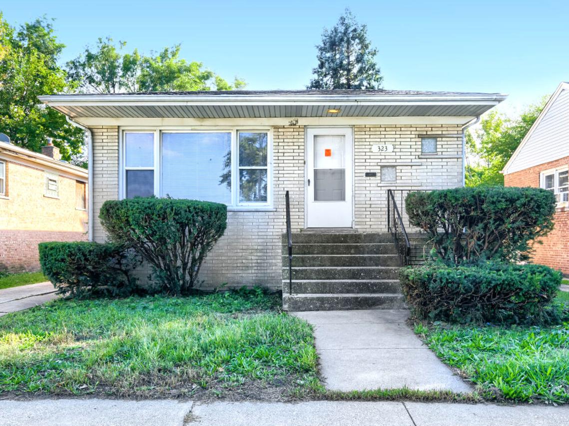 323 154th Pl., Calumet City, IL 60409