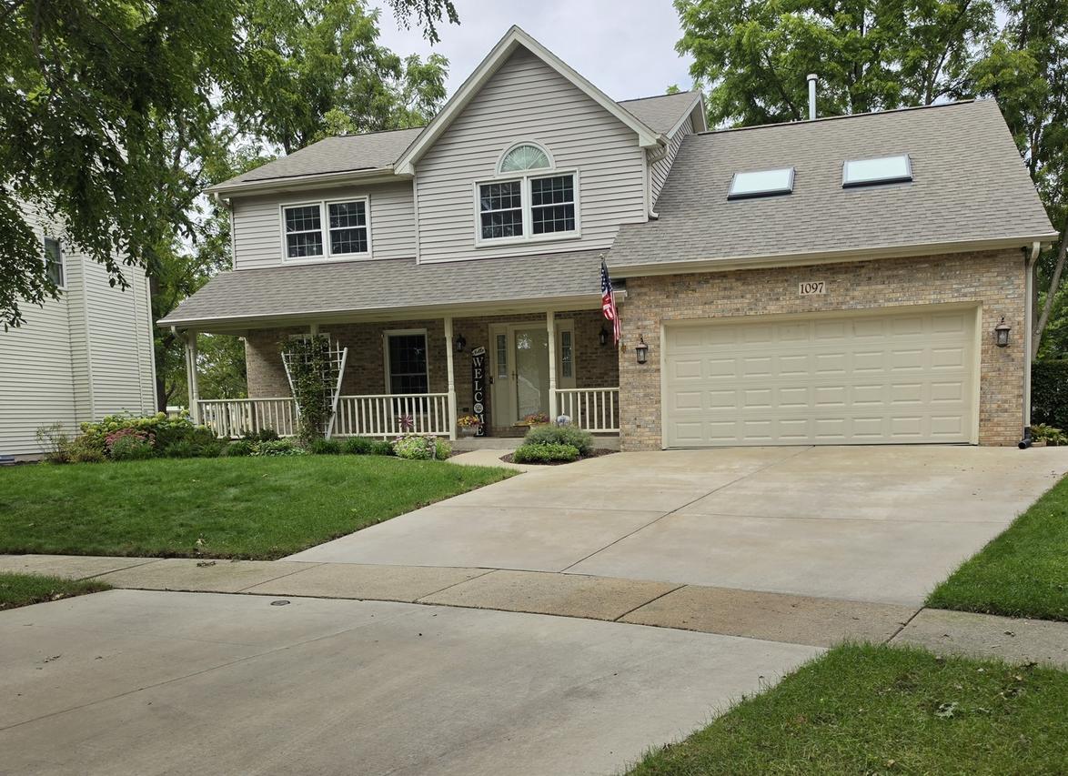 1097 Newcastle Ln., Aurora, IL 60506