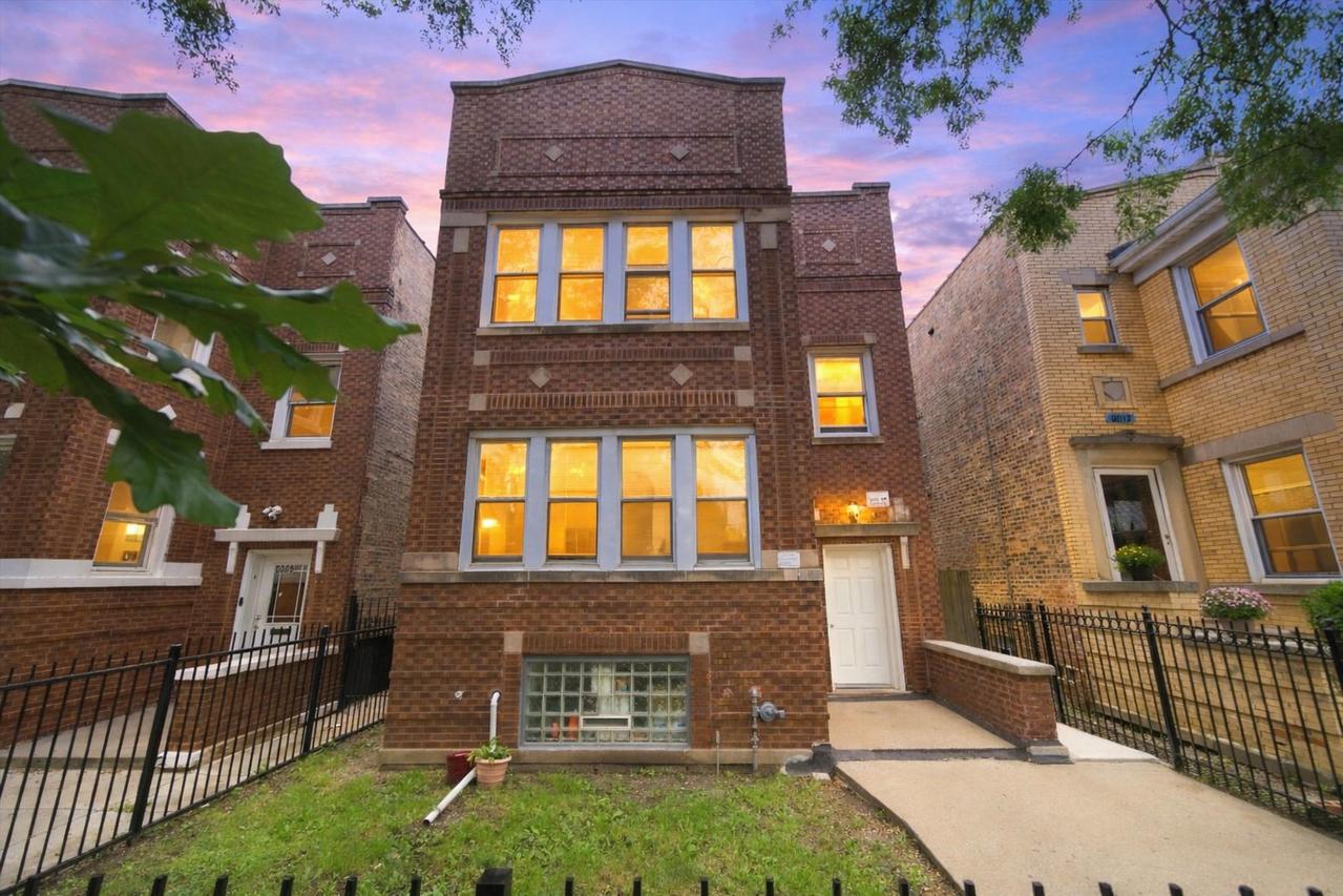 6011 S Talman Ave., Chicago, IL 60629