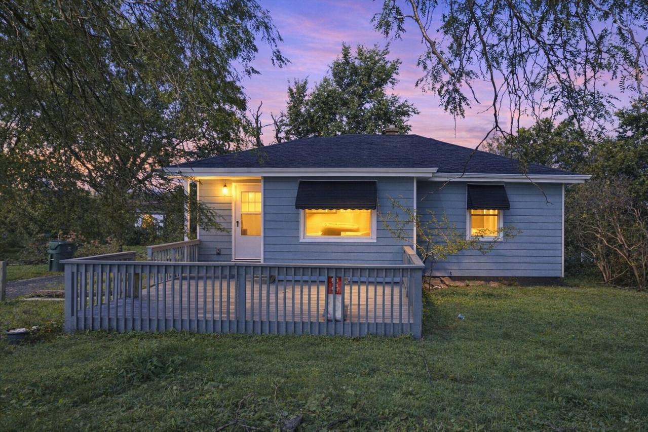 924 Glenwood Dyer Rd., Glenwood, IL 60425