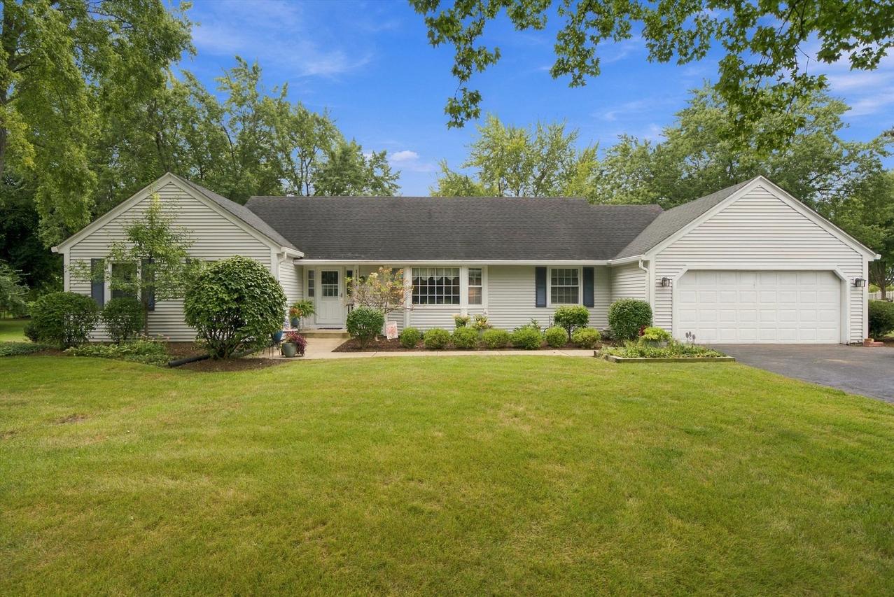 1114 Lexington Ln., Batavia, IL 60510