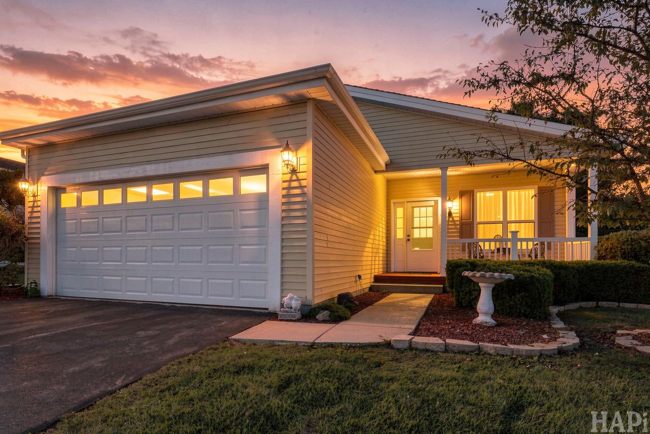 2903 Carousel Ct., Grayslake, IL 60030