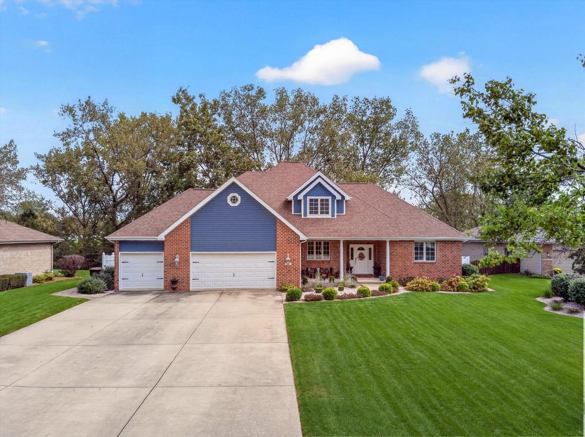 341 Hans Brinker Rd., Peotone, IL 60468
