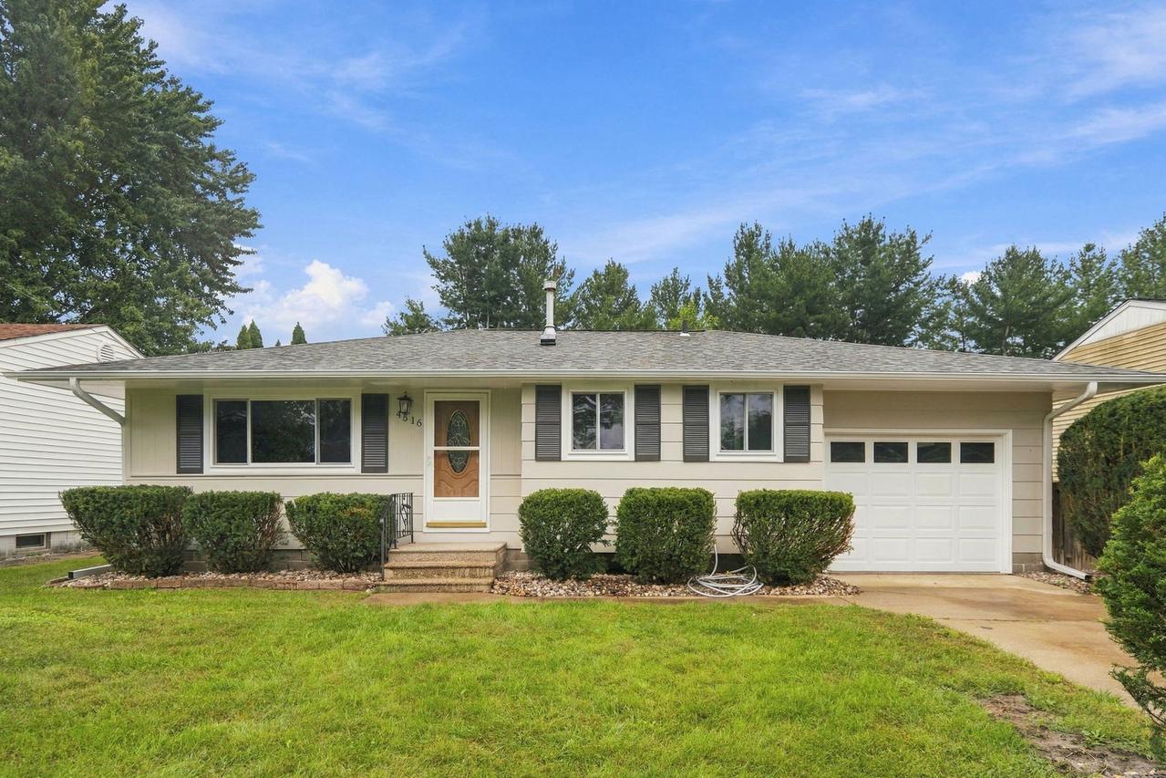 4516 51st St., Moline, IL 61265