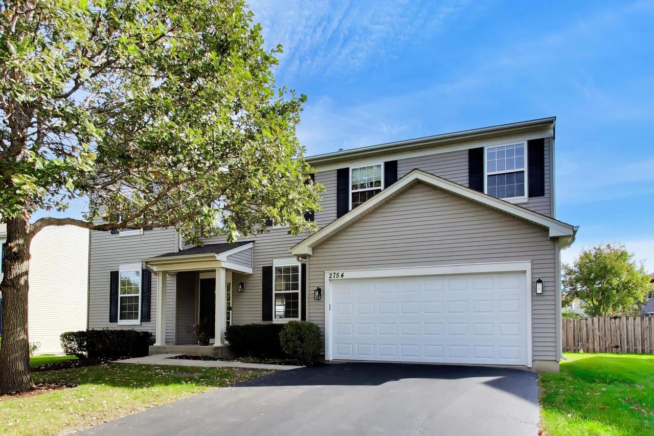 2754 Bull Run Dr., Aurora, IL 60503
