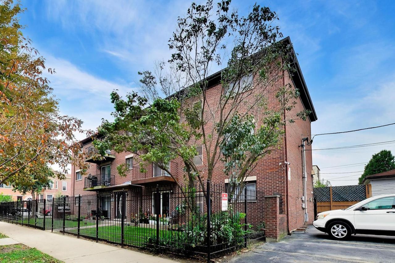 2600 W Walton St. #3S, Chicago, IL 60622