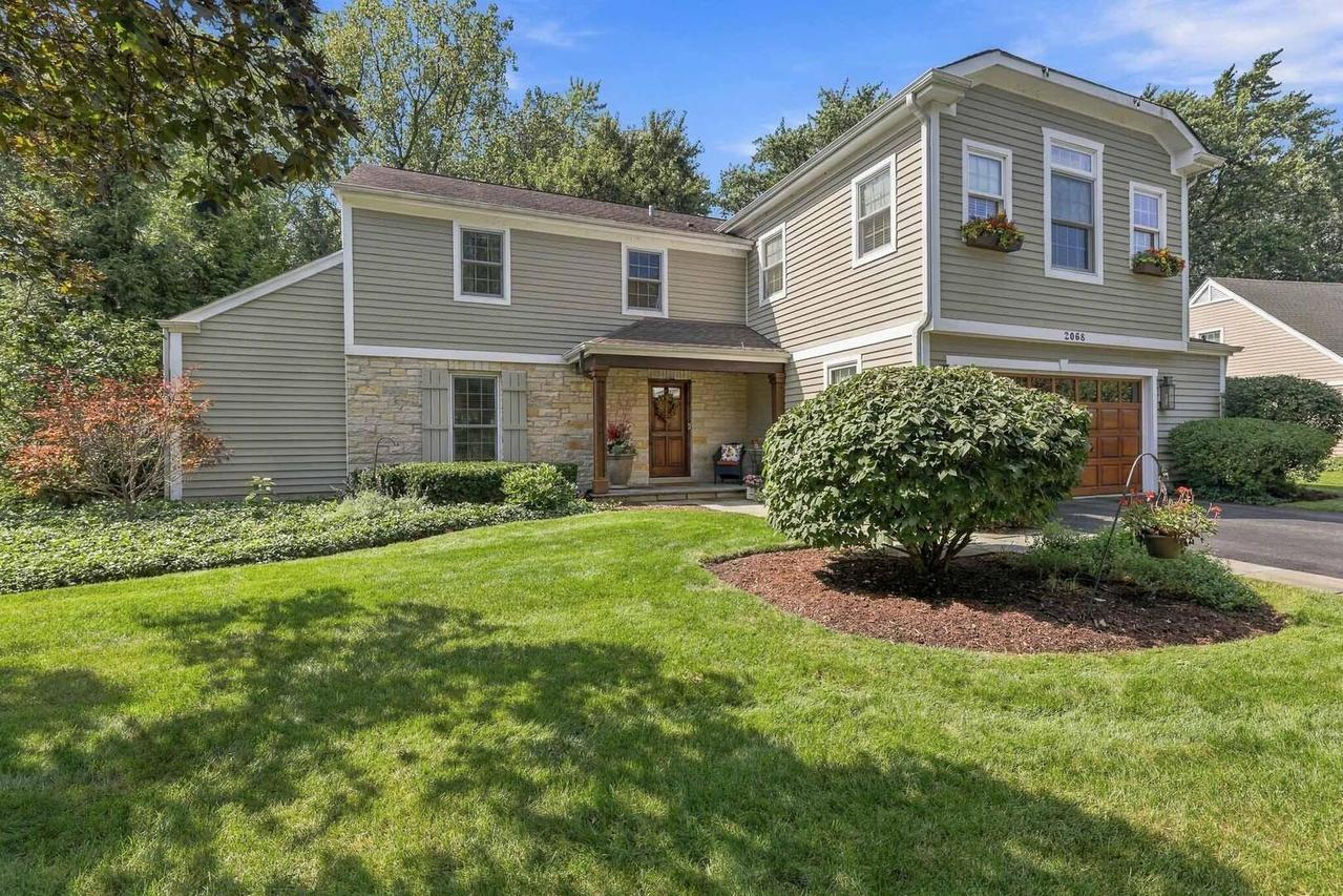2068 N Butternut Ln Ln., Northbrook, IL 60062