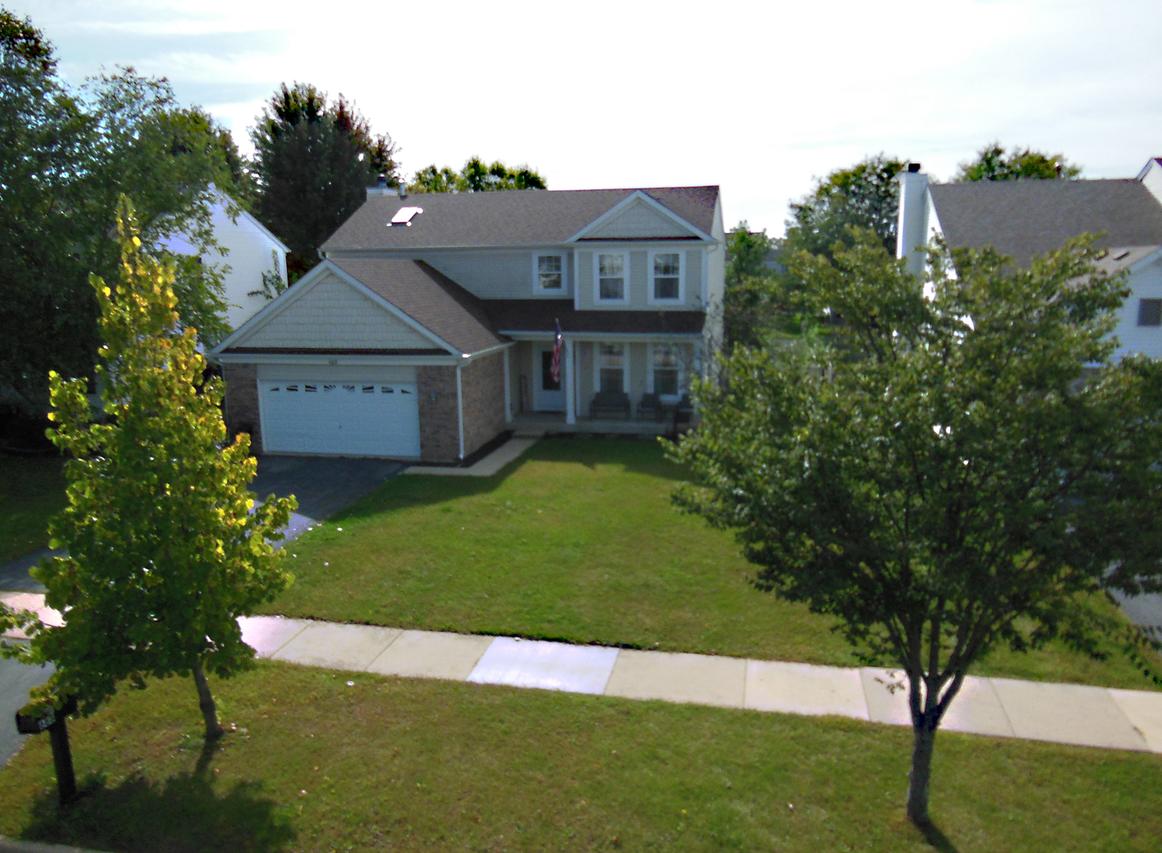 688 Stewart Ave., North Aurora, IL 60542