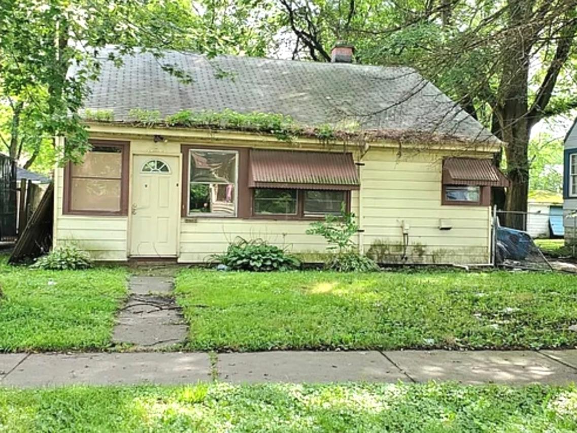 14753 Perry Ave., South Holland, IL 60473