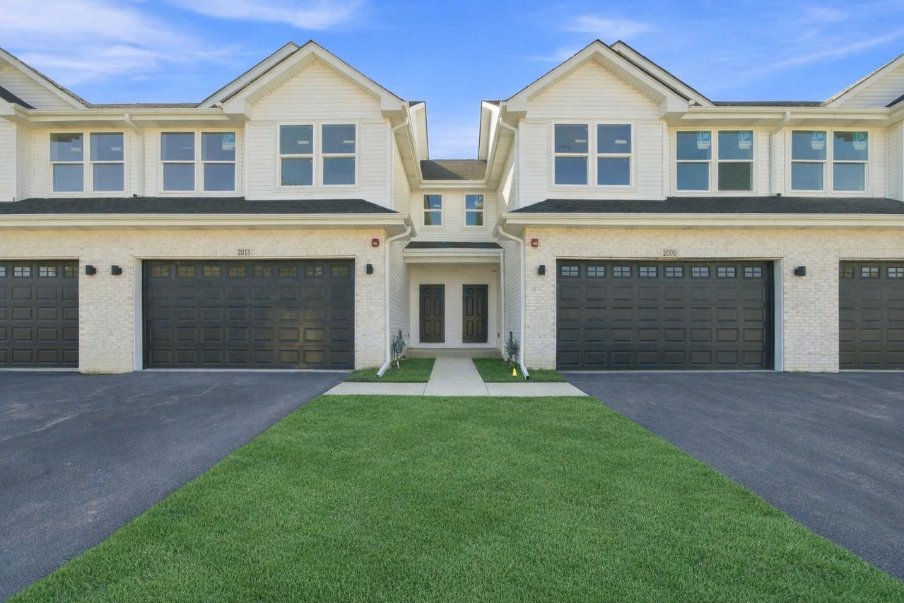 2009 Princess Ct., Lockport, IL 60441