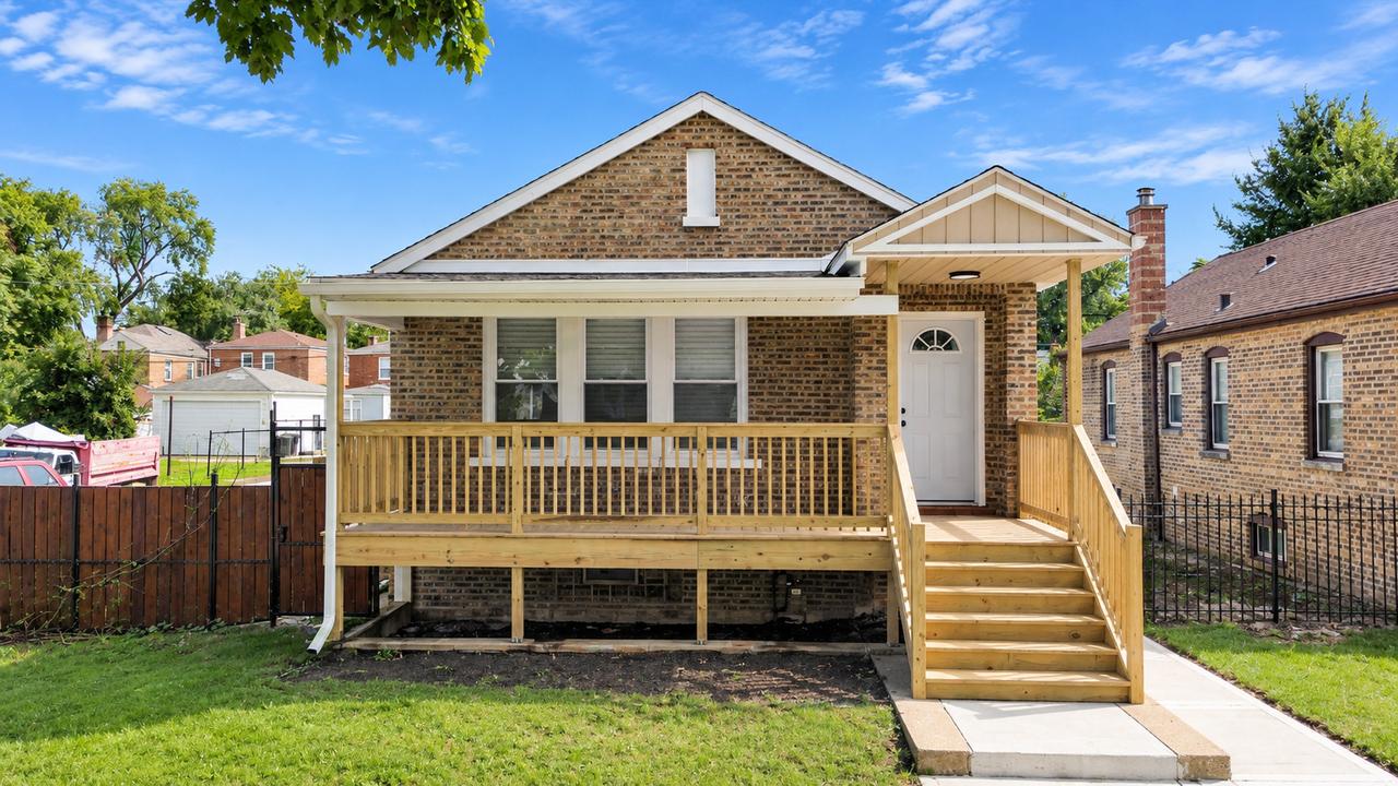 8817 S Parnell Ave., Chicago, IL 60620