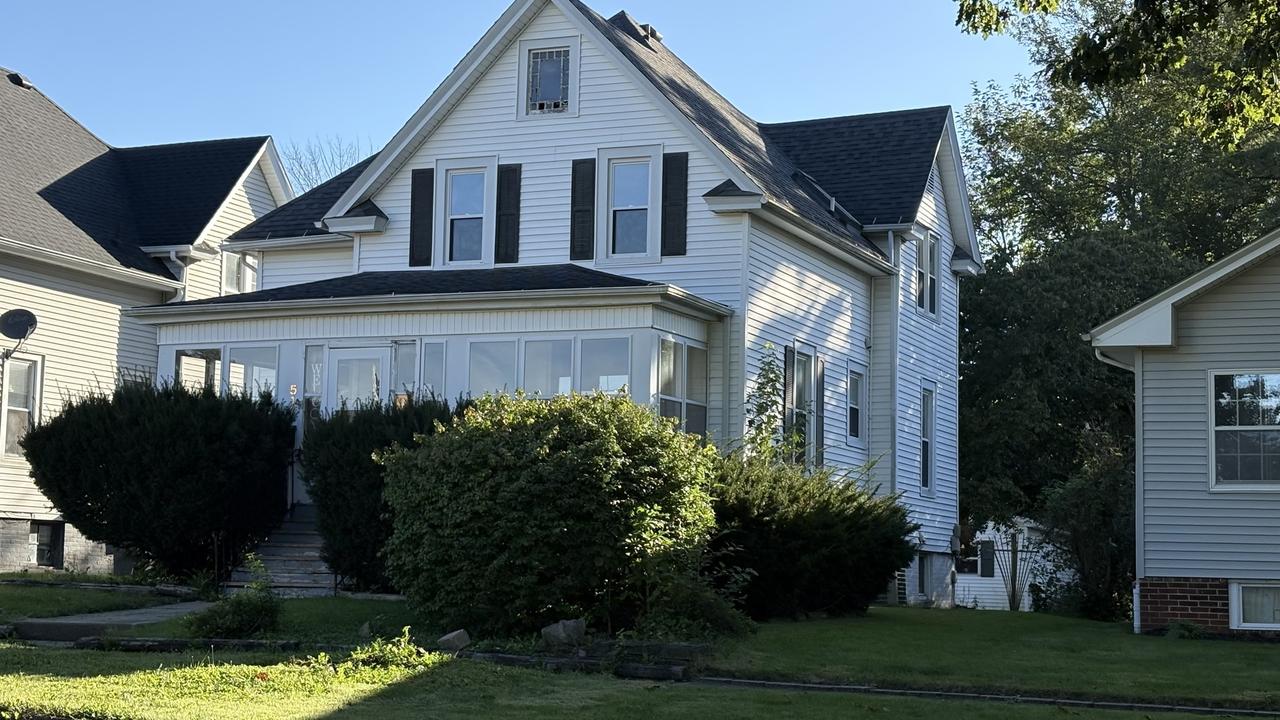514 S 4th St., Hoopeston, IL 60942