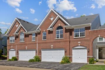 88 Fulbright Ln., Schaumburg, IL 60194