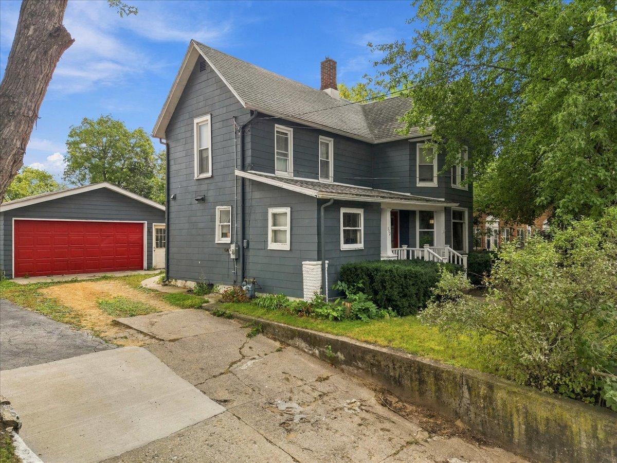 312 S Dement Ave., Dixon, IL 61021