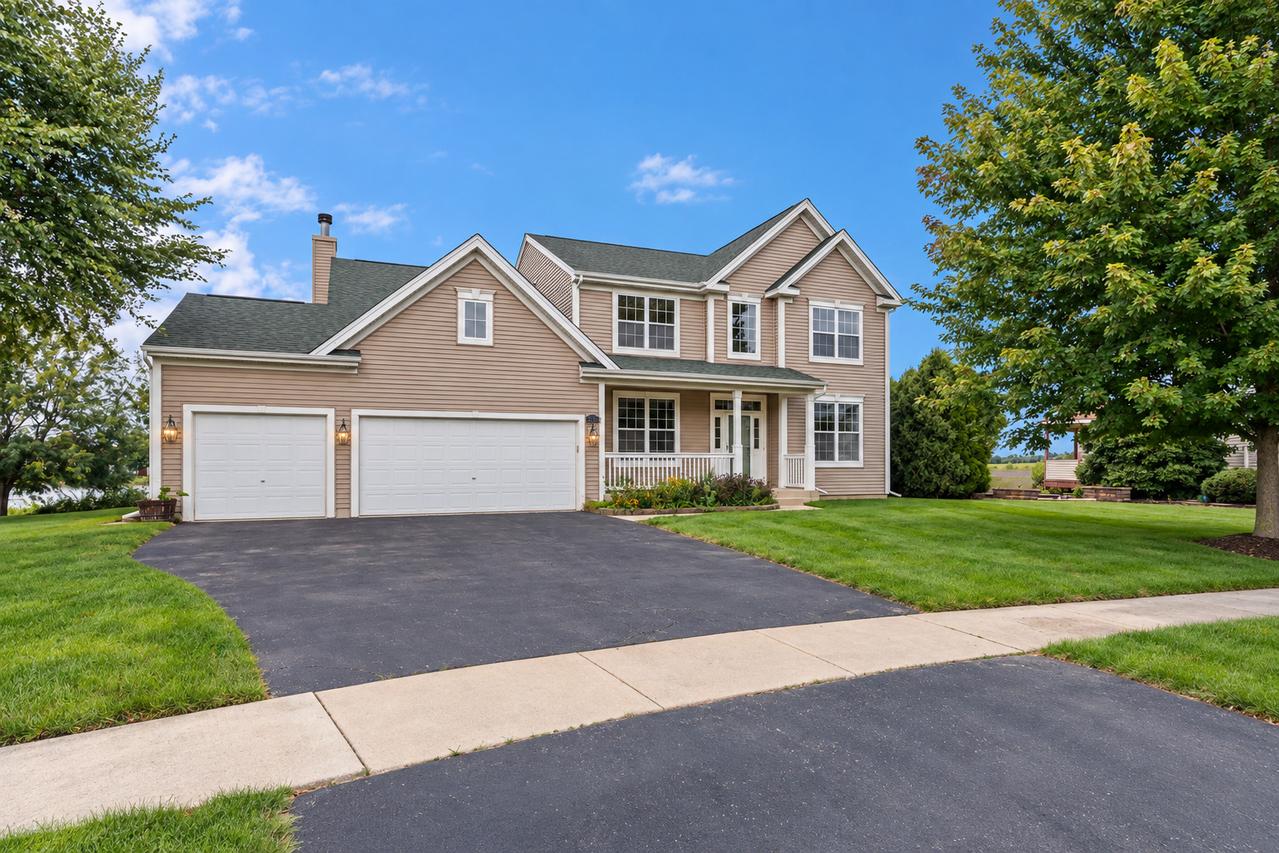 831 Bach Ct., Woodstock, IL 60098