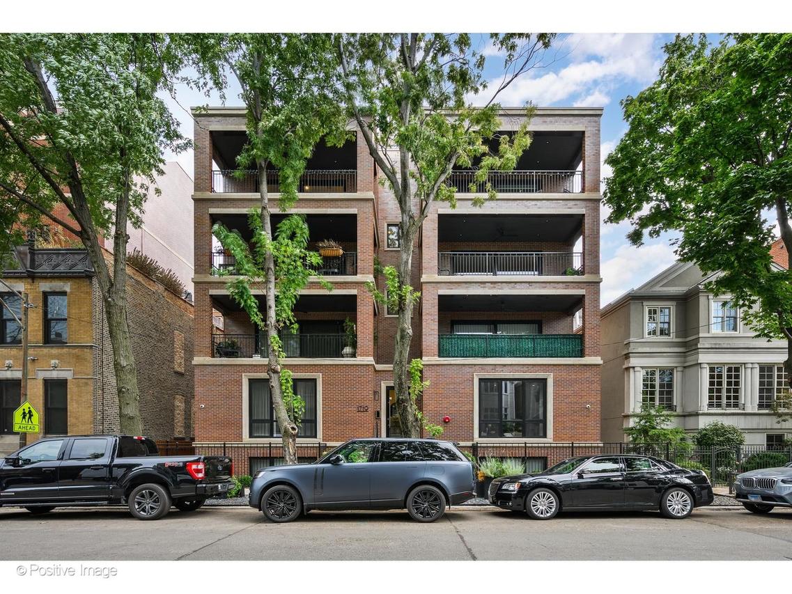 1719 N Burling St. #4N, Chicago, IL 60614