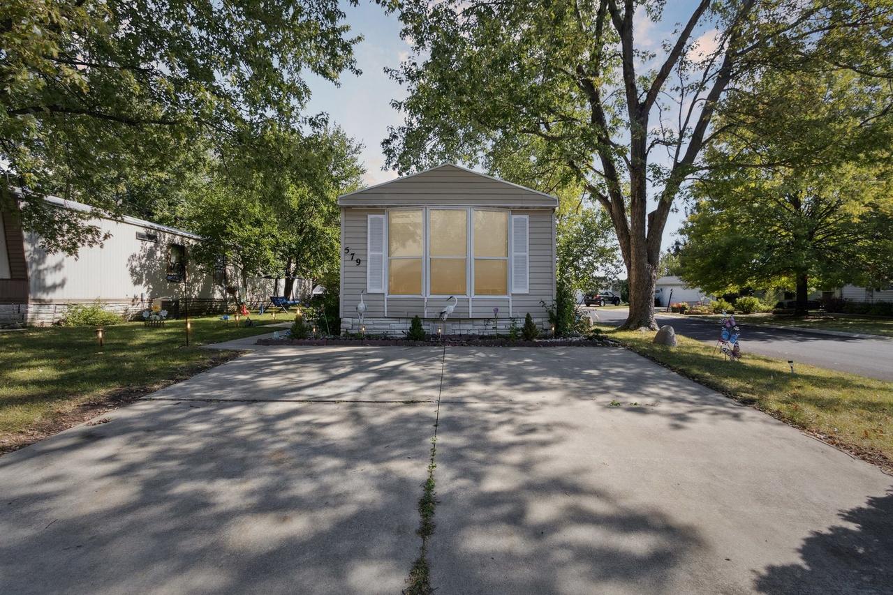 579 Park Ave., Belvidere, IL 61008