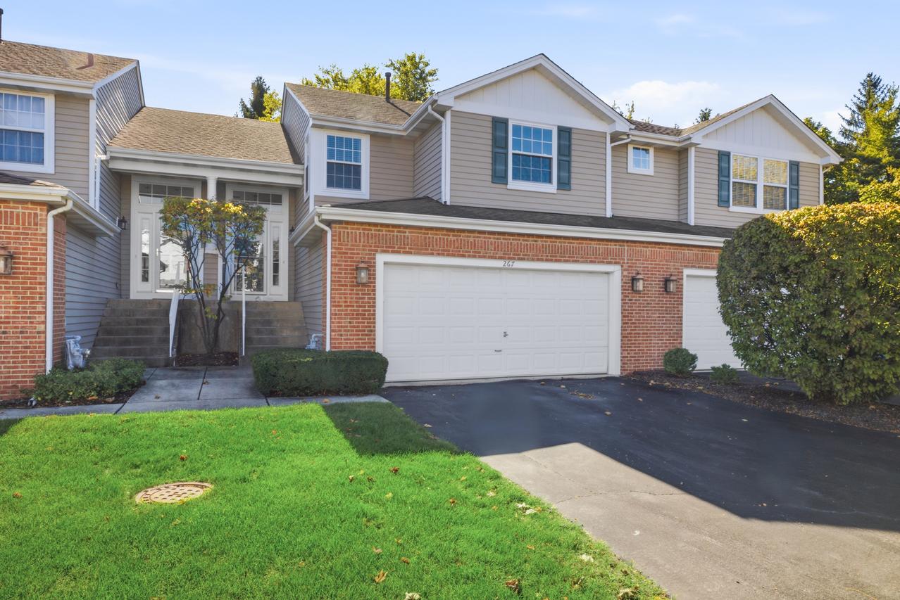 267 Weather Hill Dr., Willowbrook, IL 60527