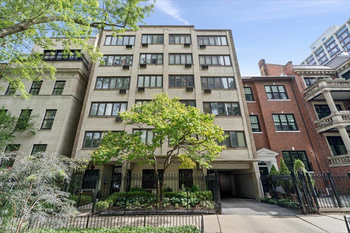 1419 N State Pkwy. #603, Chicago, IL 60610