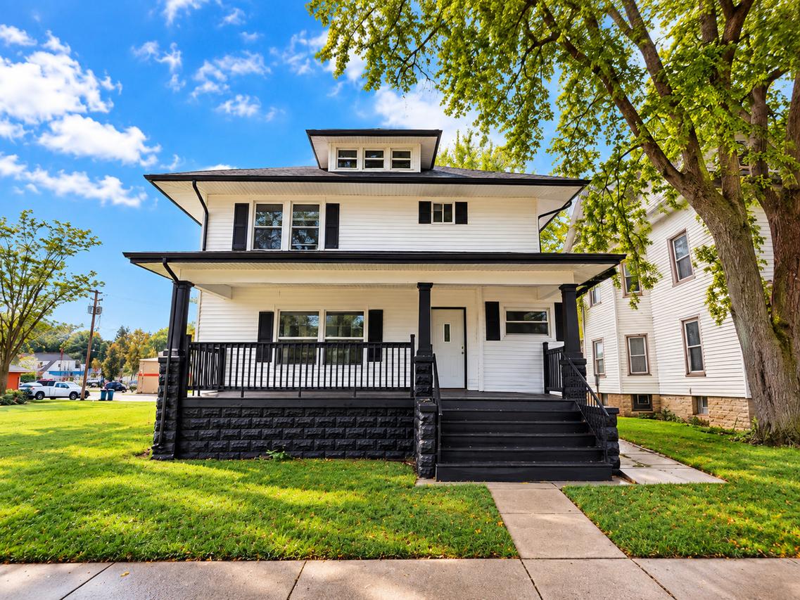 159 N Evergreen Ave., Kankakee, IL 60901
