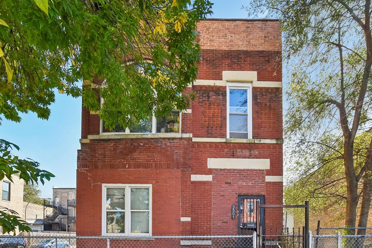 3501 W Walnut St., Chicago, IL 60624