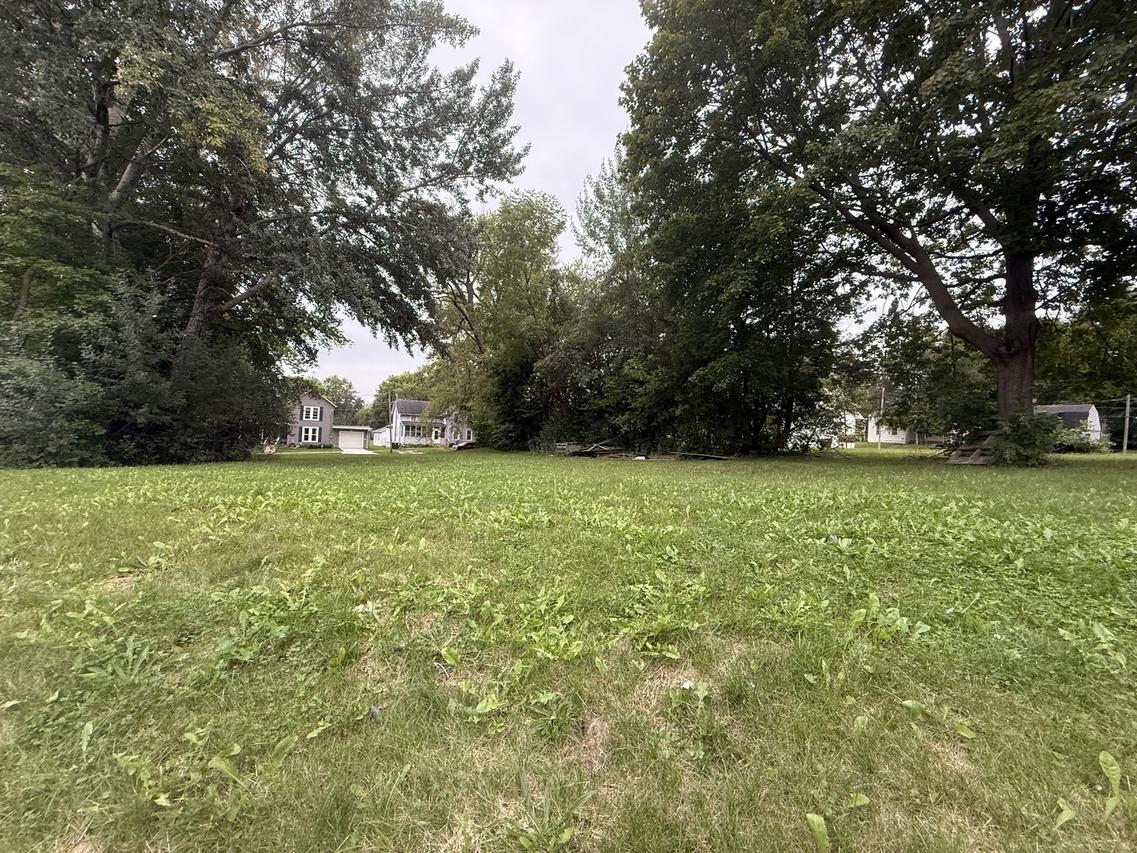 732 S Adams Ave., Freeport, IL 61032