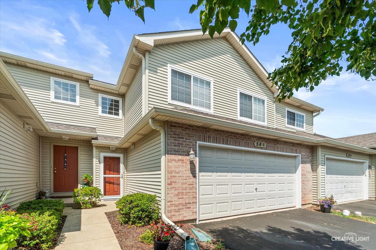 54 Rolling Oaks Rd. #C, Sugar Grove, IL 60554