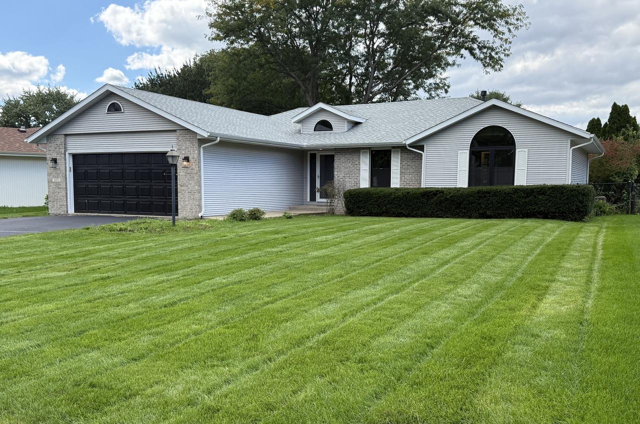 4571 Galleon Dr., Loves Park, IL 61111