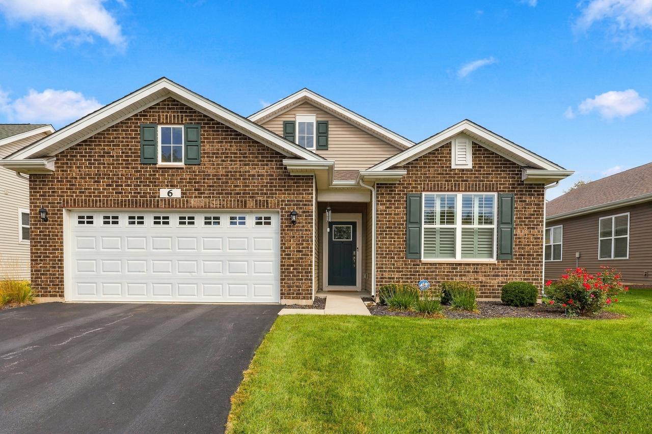 6 Eineke Ct., Algonquin, IL 60102