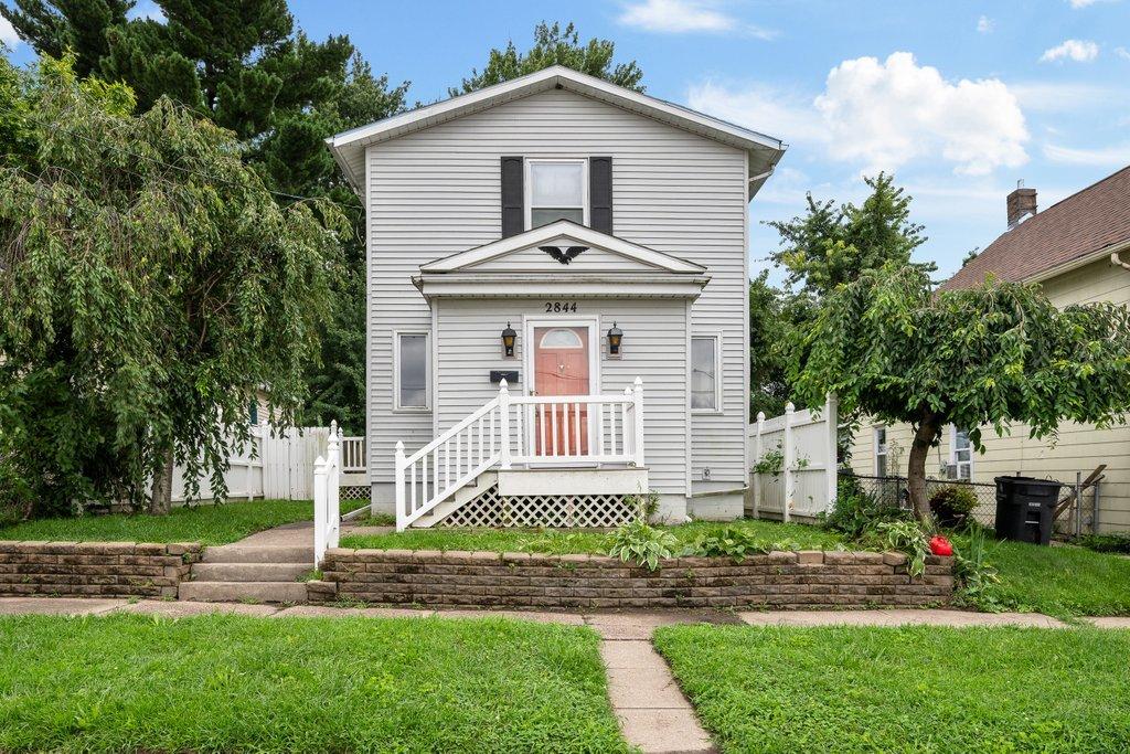 2844 5 1/2 Ave., Rock Island, IL 61201