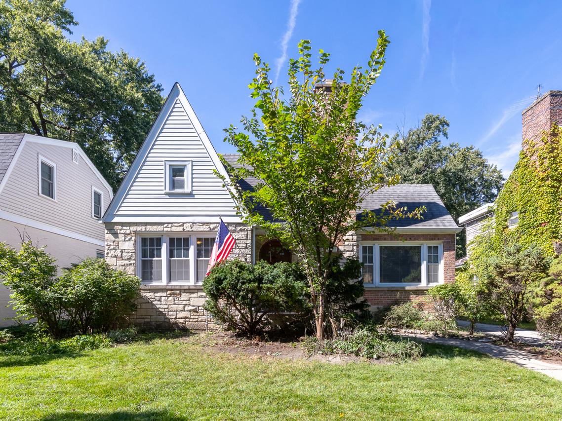 1032 Vernon Ave., Park Ridge, IL 60068