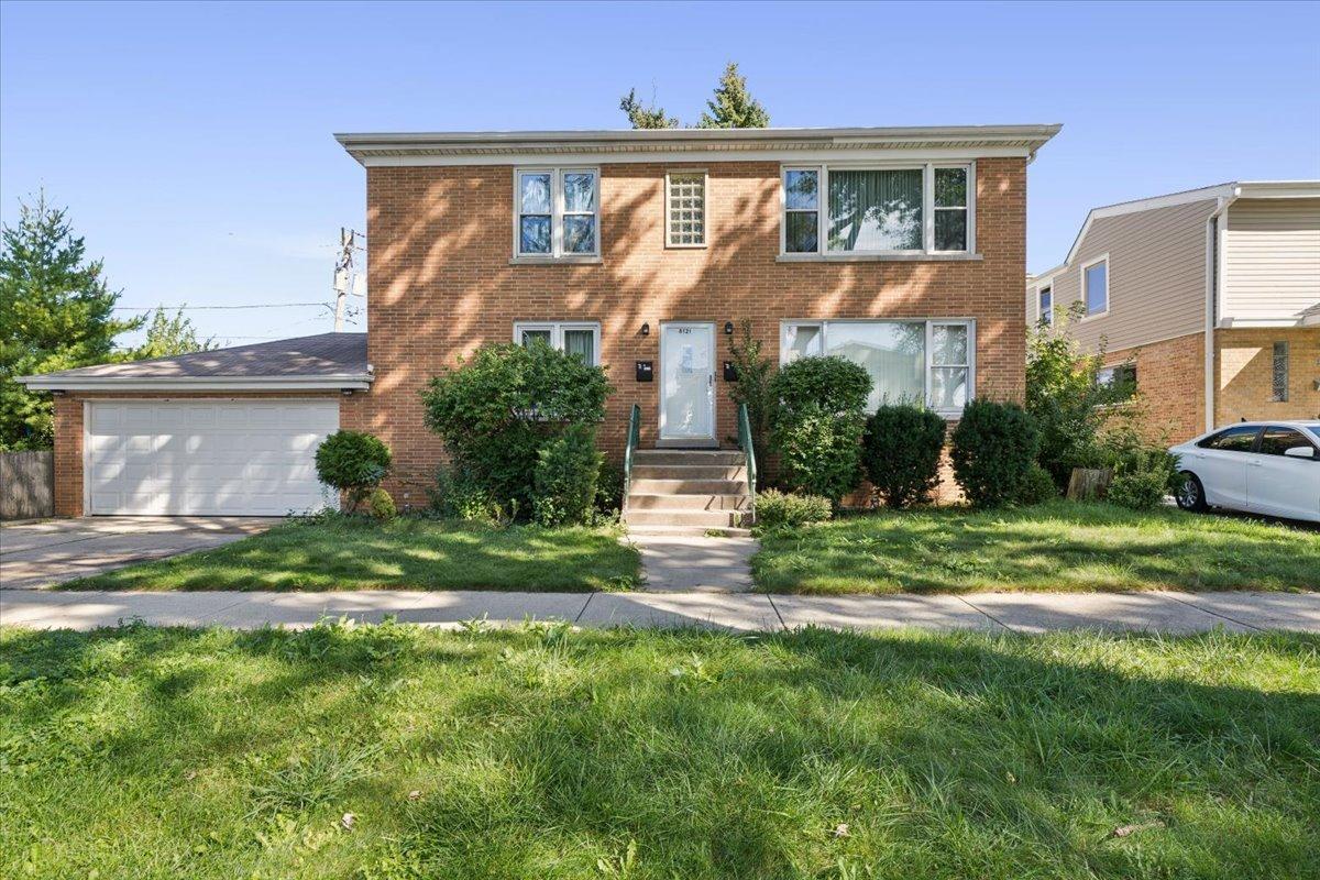 8121 N Ottawa Ave., Niles, IL 60714
