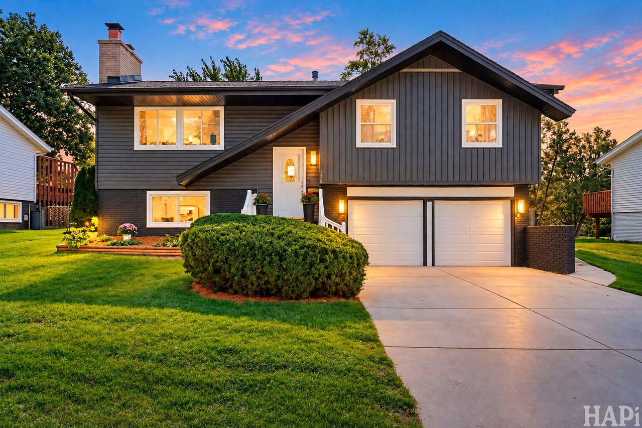 1425 Concord Ln., Schaumburg, IL 60193
