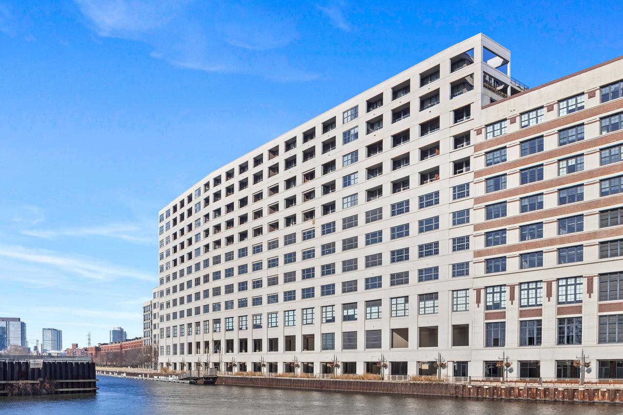 900 N Kingsbury St. #726, Chicago, IL 60610