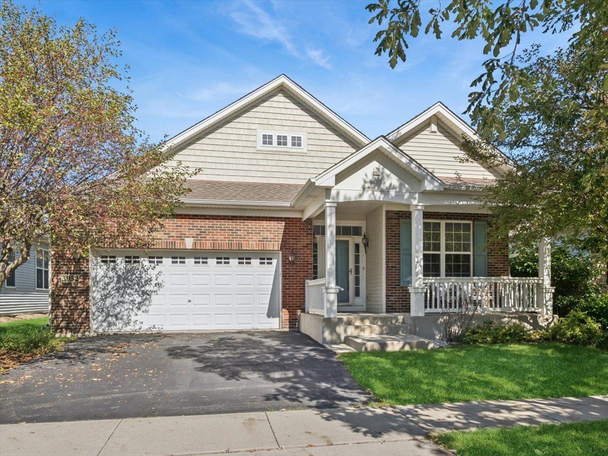 5932 Eton Dr., Hoffman Estates, IL 60192