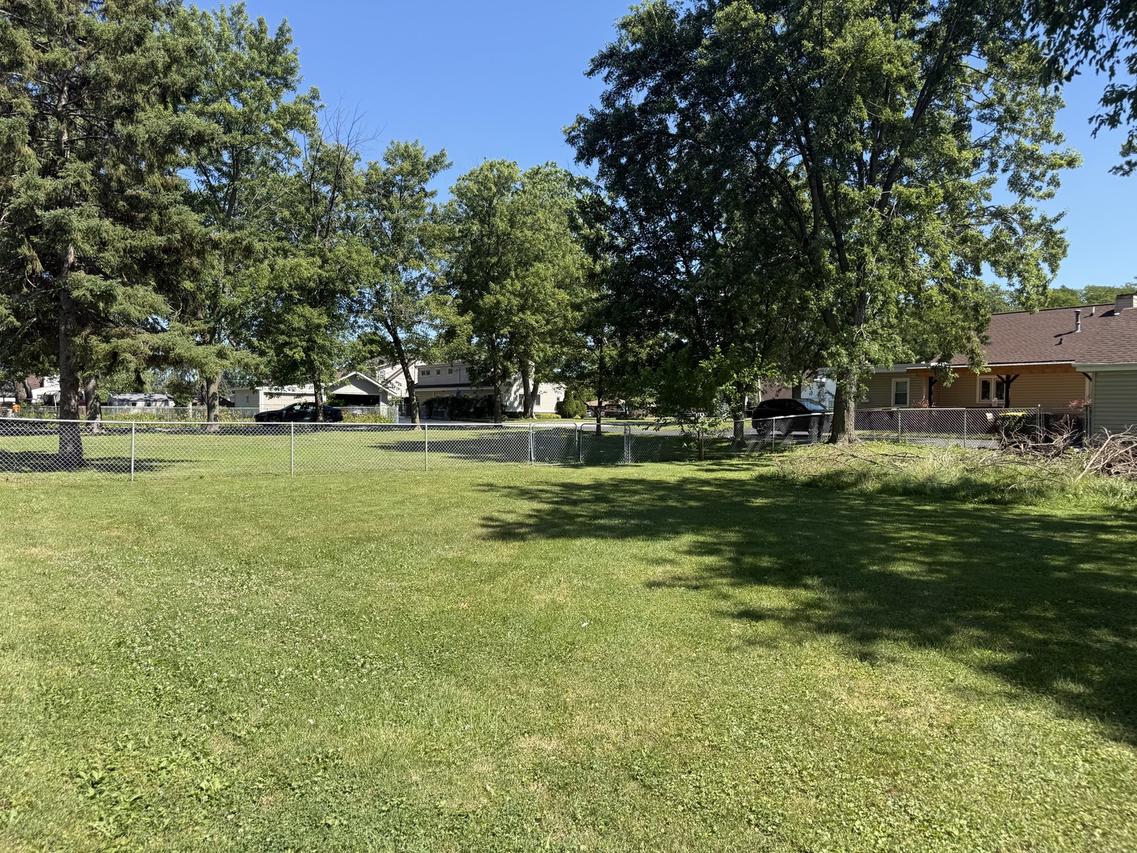 3048 Derrough Ave., Melrose Park, IL 60164