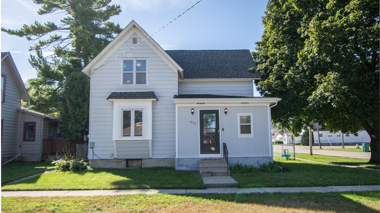 412 Prospect Ave., Kirkland, IL 60146