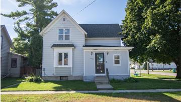New Homes For Sale This Week That Attend Hiawatha Elementary School: September 25th to October 1st