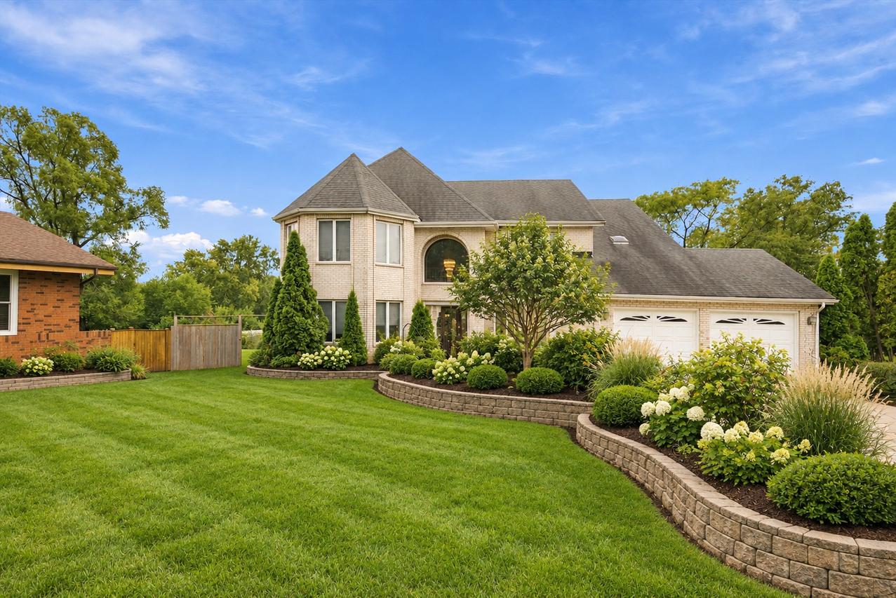 9727 S Meryton Ct., Palos Hills, IL 60465