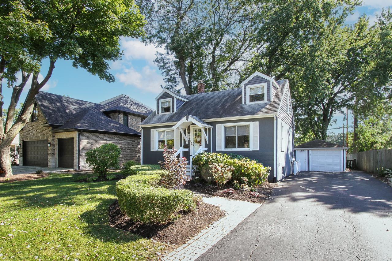 225 Indianapolis Ave., Downers Grove, IL 60515