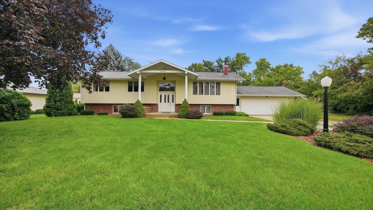 23804 W Getson Ave., Plainfield, IL 60544