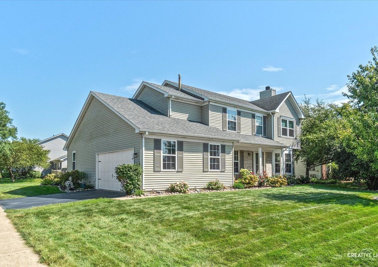 52 Blackberry Tr., Aurora, IL 60506