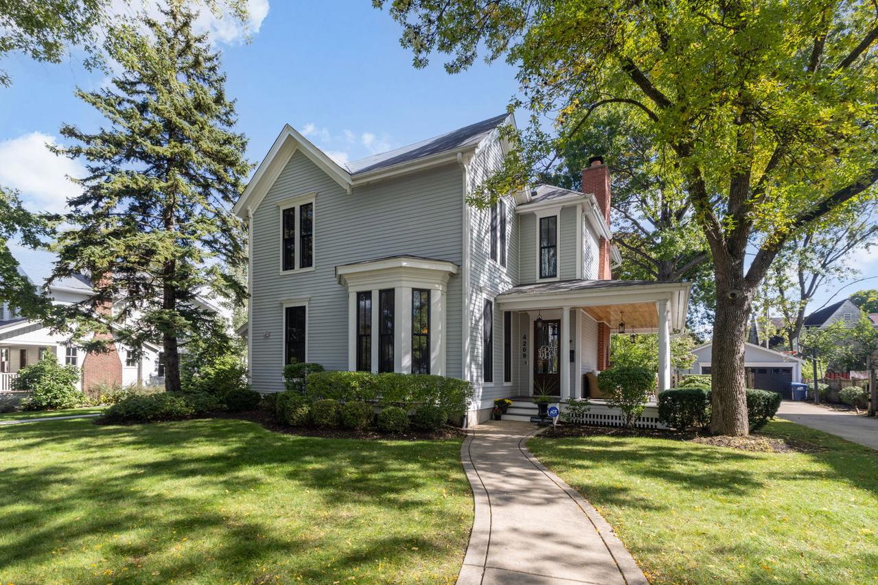 4209 Lawn Ave., Western Springs, IL 60558